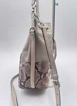 Load image into Gallery viewer, Michael Kors - Satchel/Crossbody bucket bag - Pebble Soft Leather in Cream