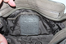 Load image into Gallery viewer, Brighton Vintage Crossbody and Shoulder Bag - Med Brown Leather w/signature silver accents HB043