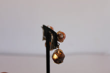 Load image into Gallery viewer, Earrings - Four pairs of vintage earrings with clip backs (Gold, and metallic designs) JL102