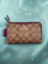 Load image into Gallery viewer, Coach - Double zipper pebble leather wallet - Two-toned brown Pre-Loved
