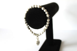 Lotus 7.5" GENUINE Natural Stones/Healing Crystals, hand-crafted bracelets (White Howlite). All bracelets are adorned with silver or gold charms. BGWB13-1