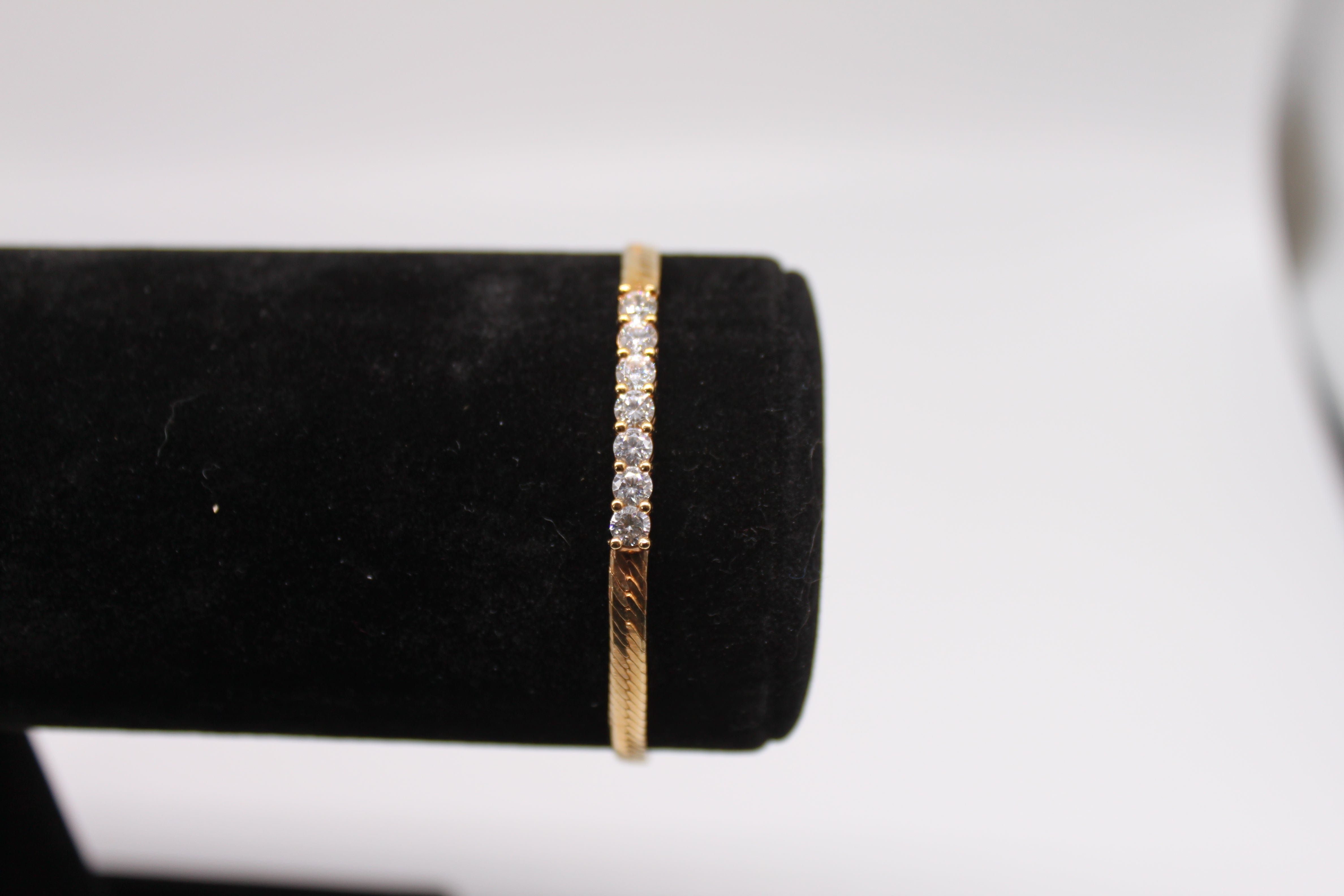 Bracelet - 7" VTG 14K Gold Plate Bracelet Crafted in a Beautiful Herringbone Pattern adorned with Rhinestones JL013