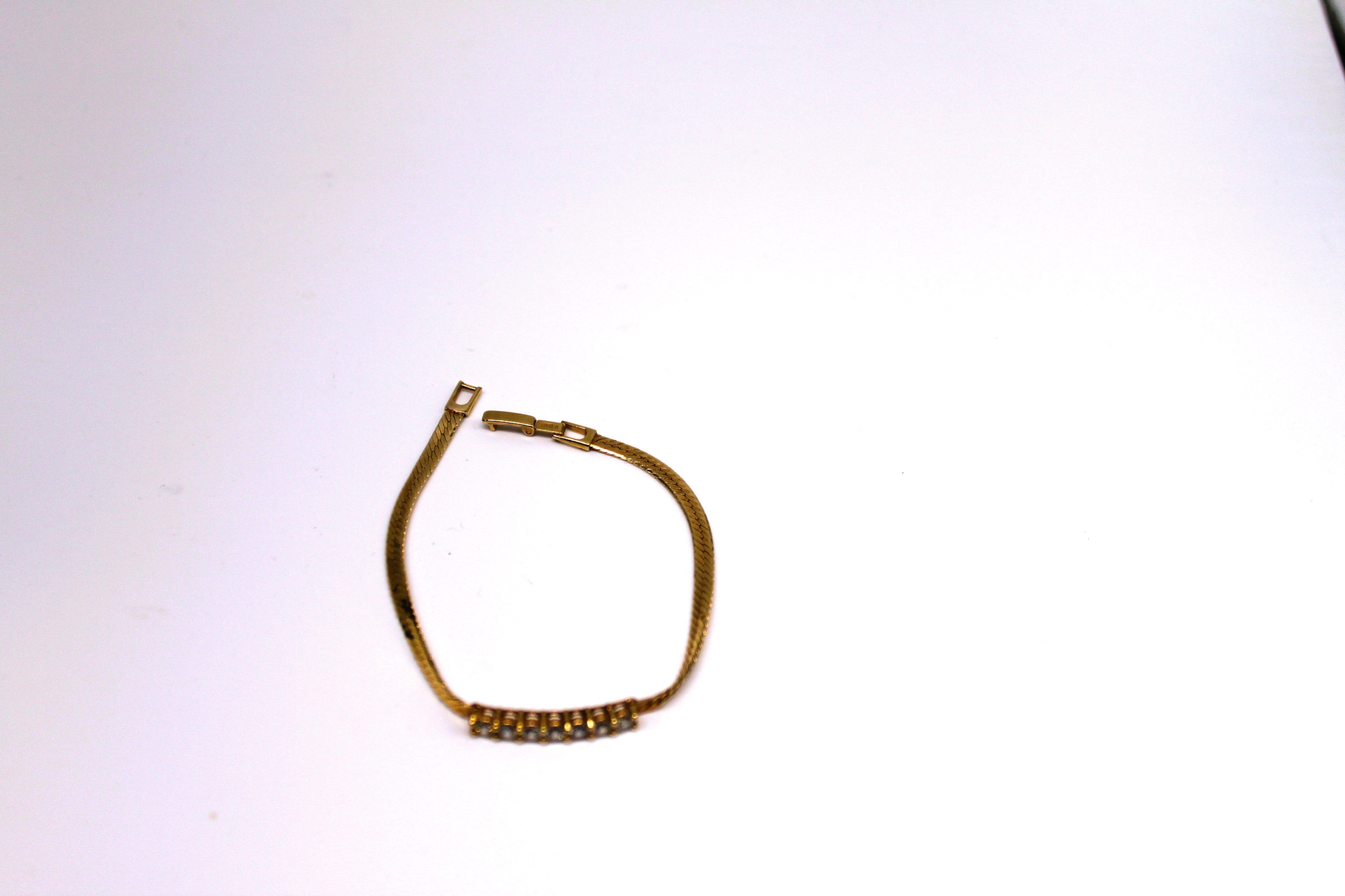 Bracelet - 7" VTG 14K Gold Plate Bracelet Crafted in a Beautiful Herringbone Pattern adorned with Rhinestones JL013