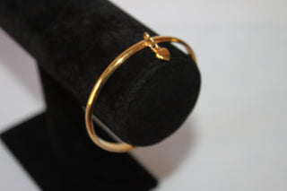 Bracelet - Gold bangle- 14K GP with gold heart charm (7.5" diam) JL039