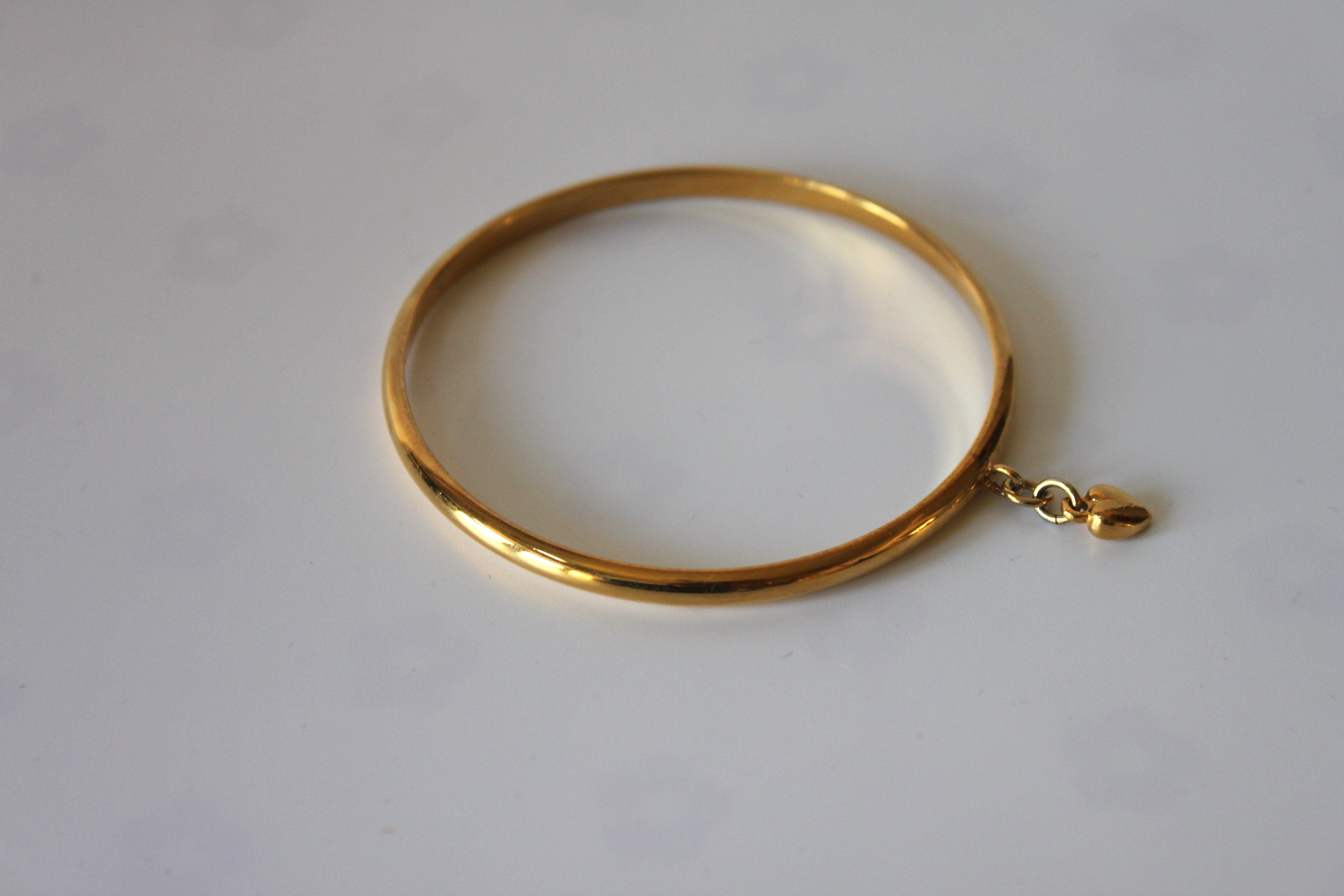 Bracelet - Gold bangle- 14K GP with gold heart charm (7.5" diam) JL039