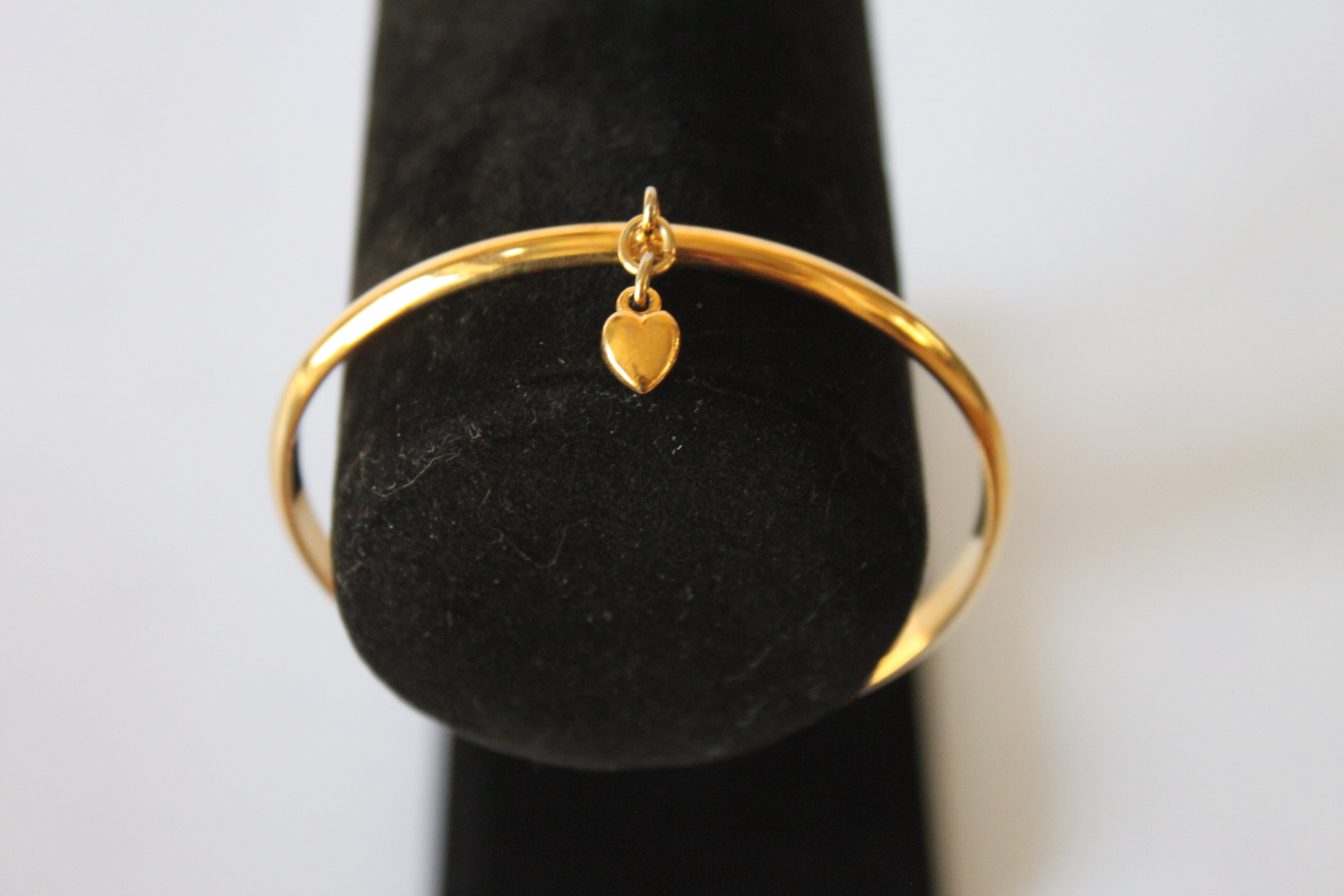 Bracelet - Gold bangle- 14K GP with gold heart charm (7.5" diam) JL039