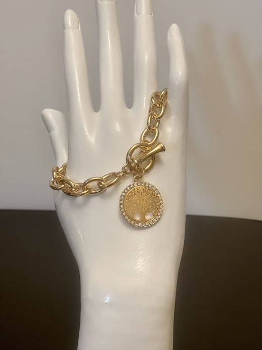 Bracelet - Gold bracelet over stainless steel in thick cable style design - tree of life charm - 6.5