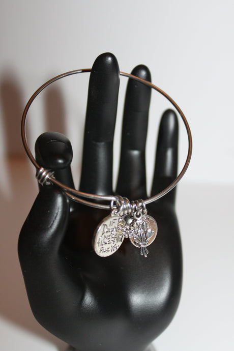 Bracelet - Silver bracelet for love of Daughter - purple amethyst, flower and gratitude charms - 7