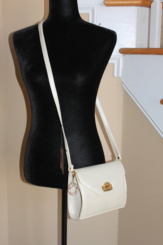 Crossbody Bag - Cream fashion handbag with adjustable strap and pretty bag charm - gold elements HB060