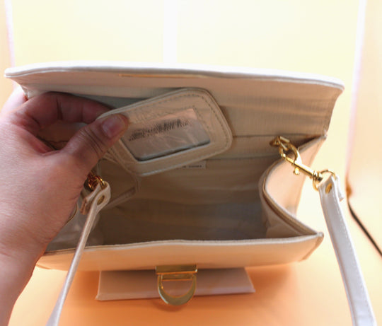 Crossbody Bag - Cream fashion handbag with adjustable strap and pretty bag charm - gold elements HB060