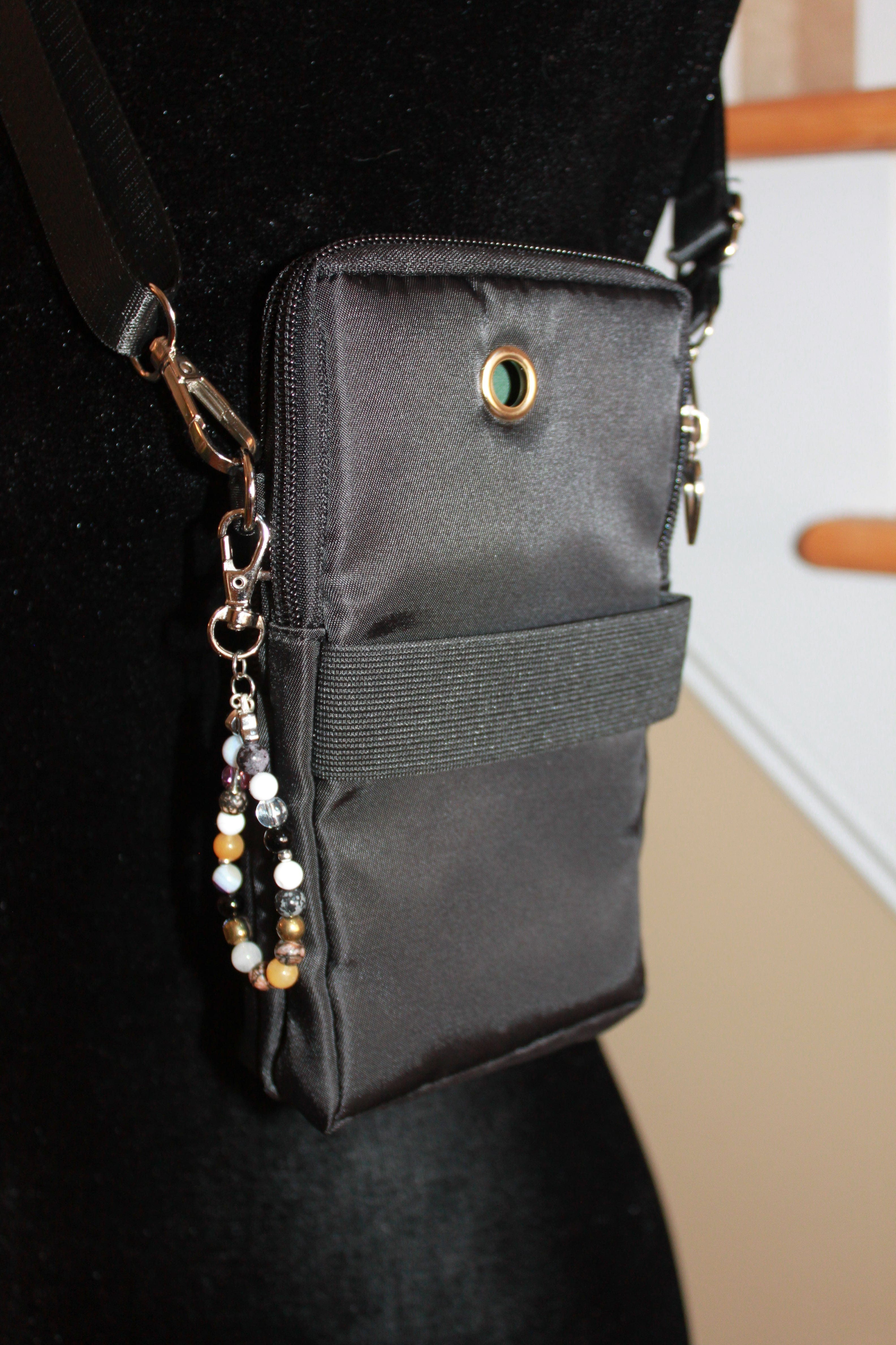 Crossbody Bag - Small black fashion handbag with adjustable strap and pretty bag charm HB055