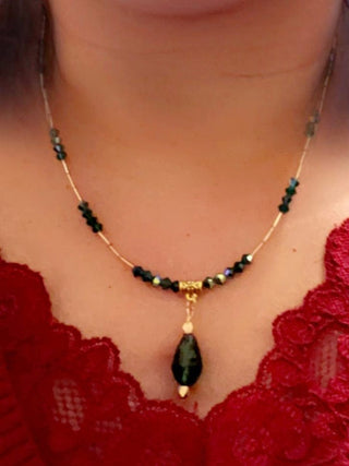 Designed & hand-crafted - Emerald green faceted crystals and gold glass beads necklace - 18" JL146