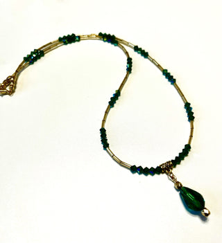 Designed & hand-crafted - Emerald green faceted crystals and gold glass beads necklace - 18" JL146