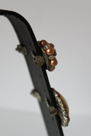 Earrings - Four pairs of vintage earrings with clip backs (Gold, and metallic designs) JL102