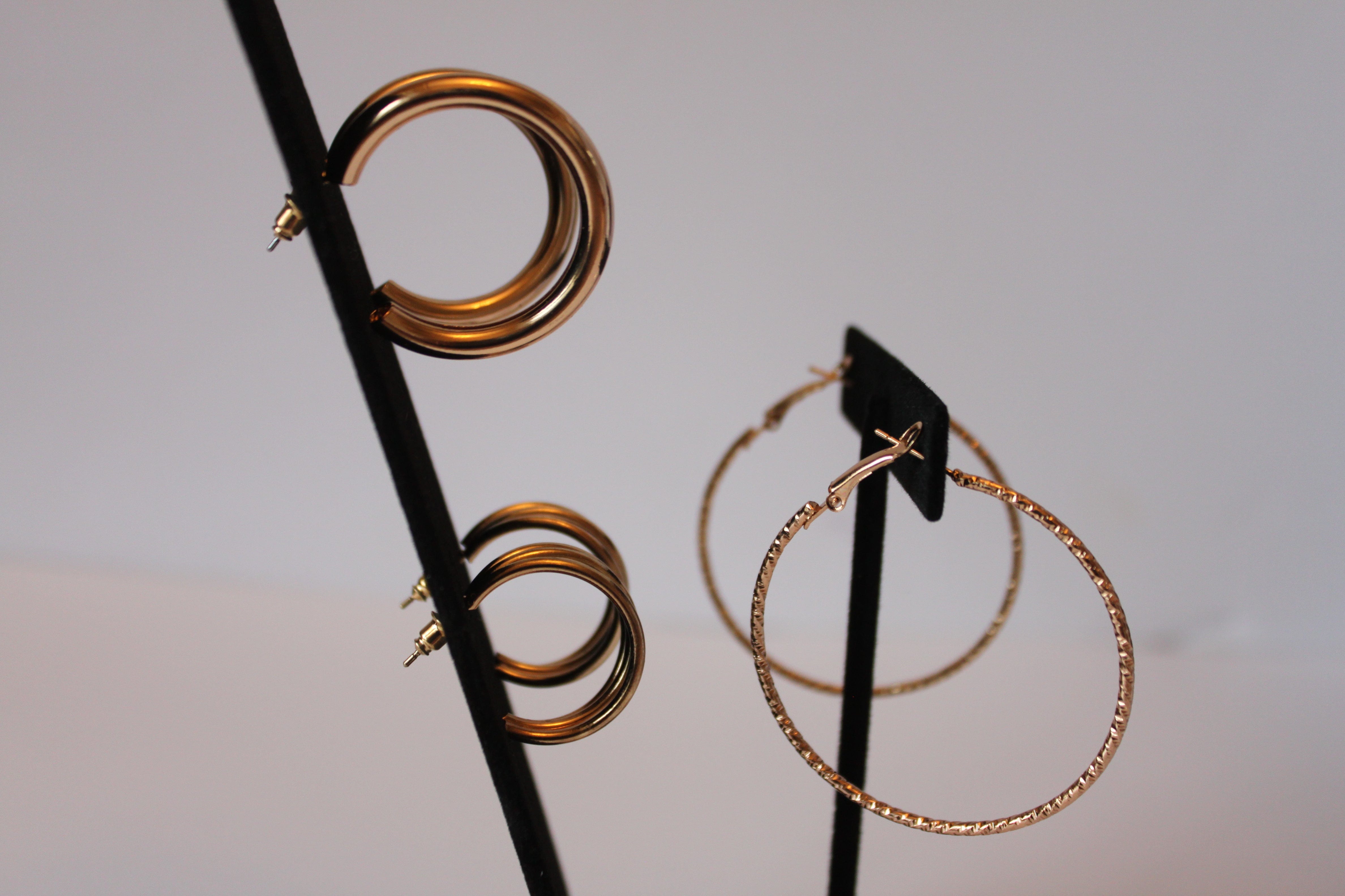 Earrings - Three pairs of earrings - gold plated hoops in various designs JL113
