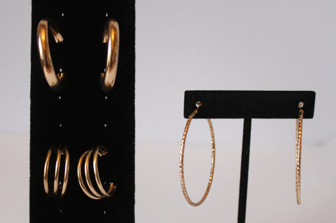 Earrings - Three pairs of earrings - gold plated hoops in various designs JL113
