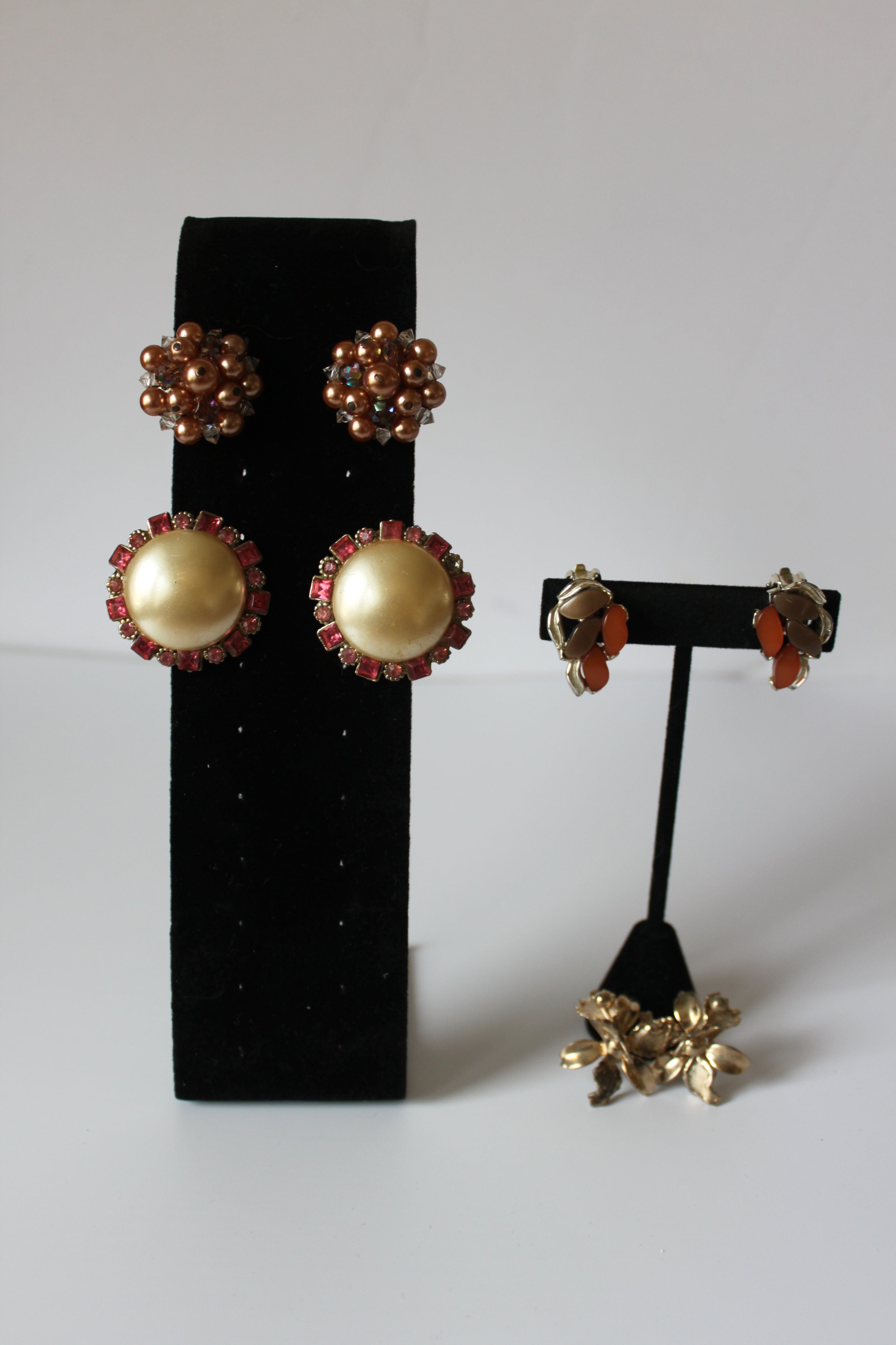 Earrings - Three pairs of vintage earrings with clip backs (Gold and metallic designs) JL116