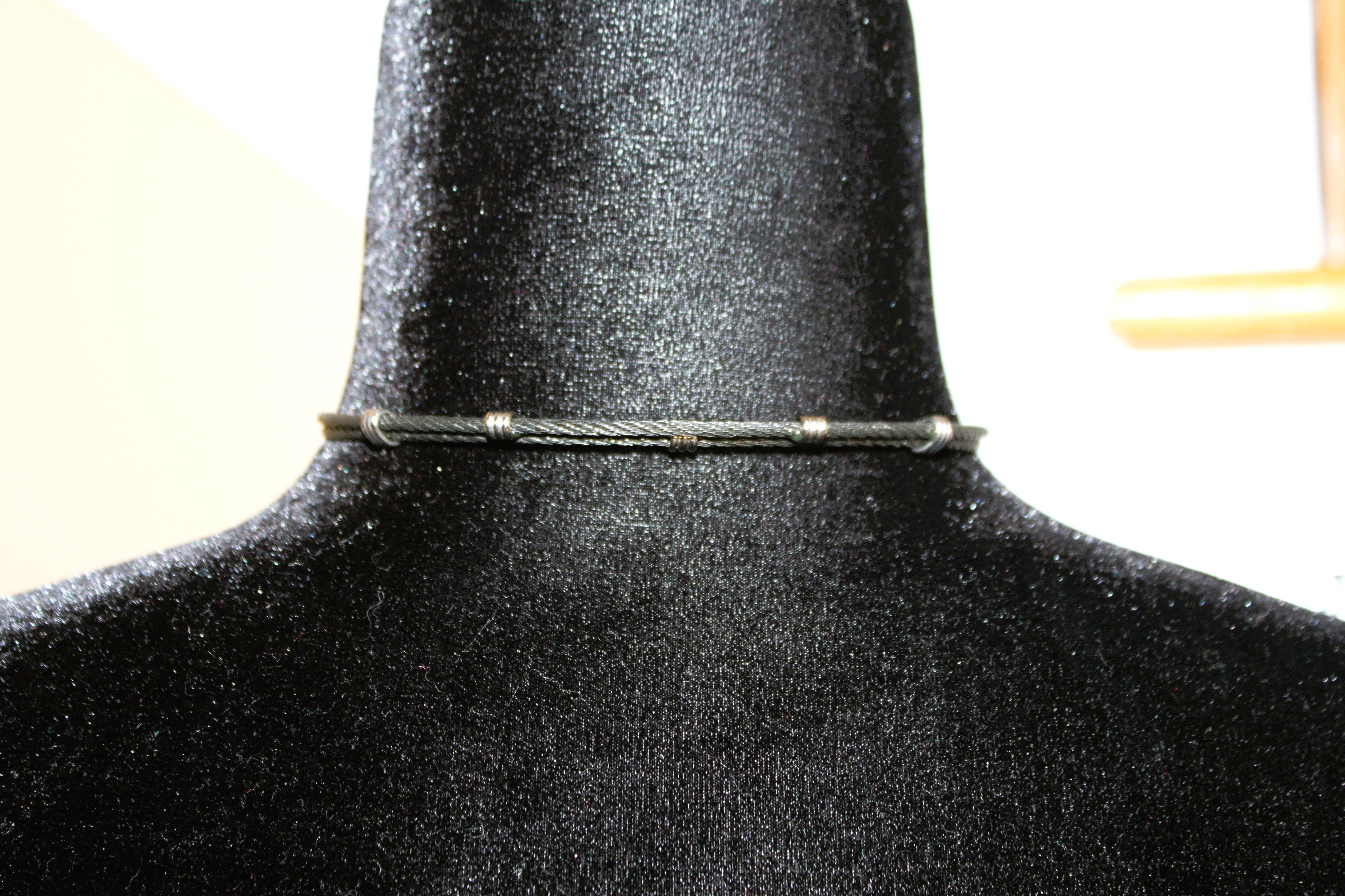 Necklace/Choker - Black & Silver Accents - 15.5" but flexible to fit with matching earrings