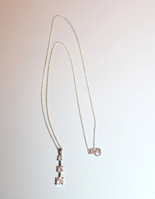 Necklace - Sterling silver 925 chain with three white sapphire stones - 19" chain JL062