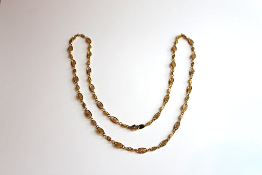 Necklace - 14K Gold Plate Vintage Necklace in beautiful swirl pattern - 30"
