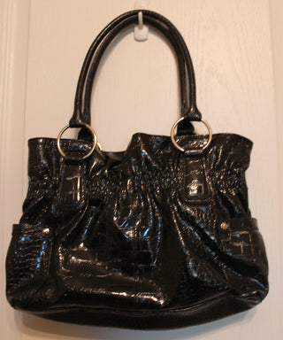 NEW! Patent leather shoulder bag with silver accents HB063