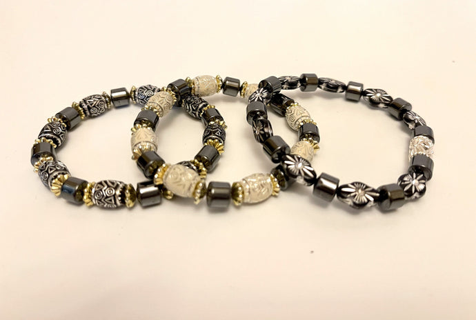 Set of 3 Bracelets - porcelain/glass beads and hematite natural stone in black/white/gray - 6.5