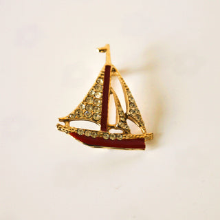 Vintage Brooch Gold/Enamel/ Rhinestones - Beautiful Sailboat  (1.5"Lx1.25"W) JL035