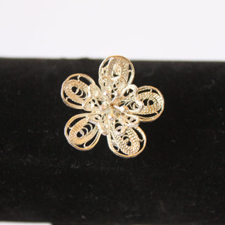 Vintage Brooch - Sterling silver brooch in flower design JL081